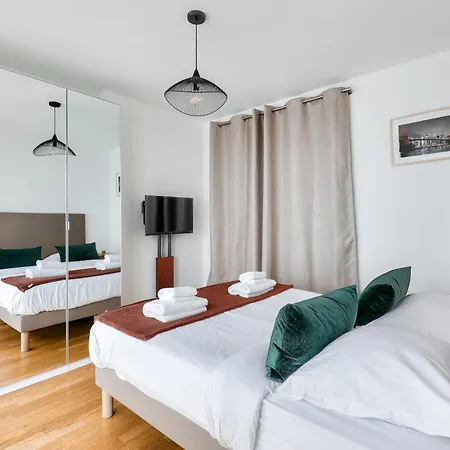 New Paradis - 2bdrs Flat In The Heart Of Apartment