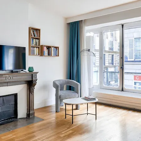 New Paradis - 2bdrs Flat In The Heart Of Apartment